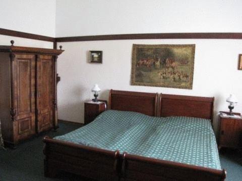Zamok U Grofa Hotel Nitra Bagian luar foto